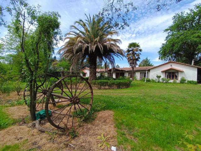 Agrícola en Ñiquén
