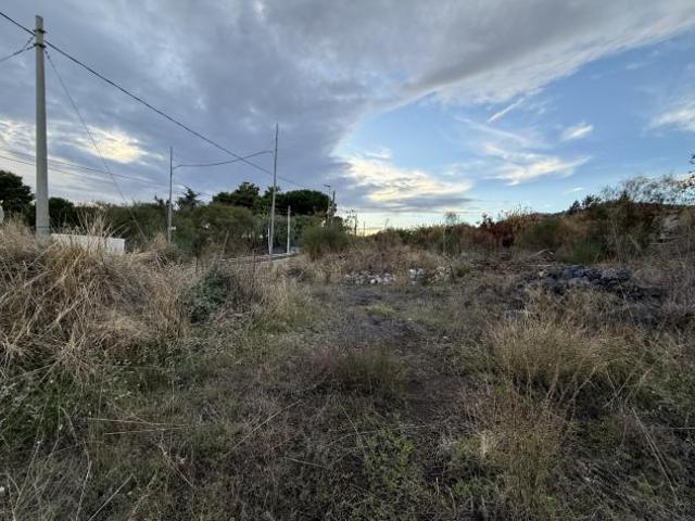 Terreno in vendita a Mascalucia, Sicilia