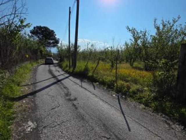 Terreno in vendita a San Giuseppe Vesuviano, Campania