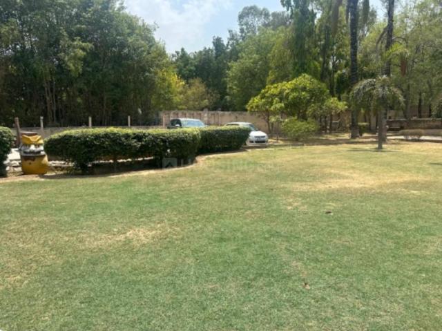 Land for sale in South West Delhi, Deri