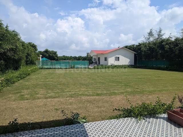 Land for sale in South West Delhi, Deri