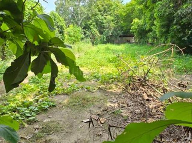 Land for sale in Bajidpur, Noida