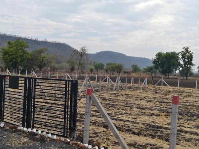Land for sale in Madya