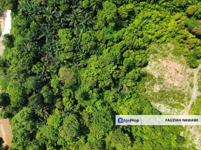 House for sale in Malaka