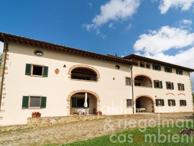 Casa in vendita a Poppi, Toscana