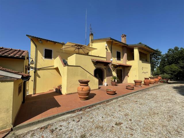 Casa in vendita a Legoli, Toscana