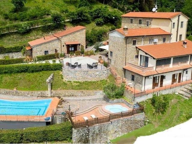 Casa in vendita a Montevettolini, Pistoia