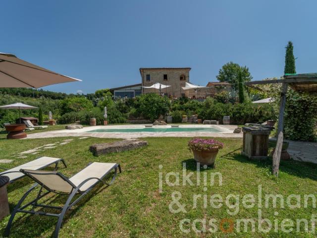Casa in vendita a Rapolano Terme, Toscana
