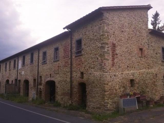Palazzo in vendita a Palazzo Del Pero, Toscana