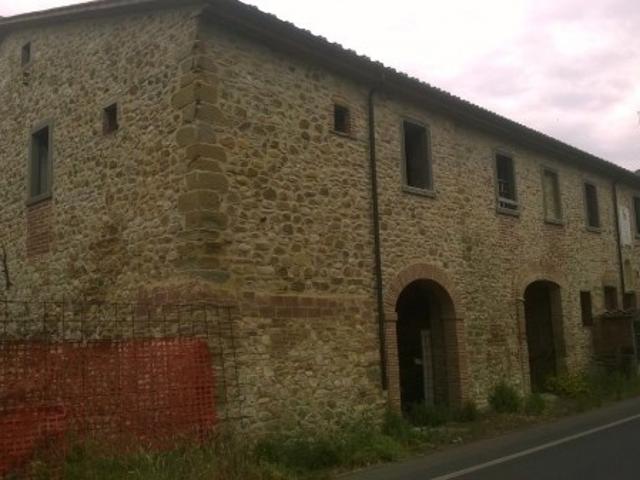 Palazzo in vendita a L'Apia, Capolona