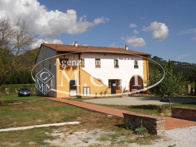 Palazzo in vendita a Buti, Toscana