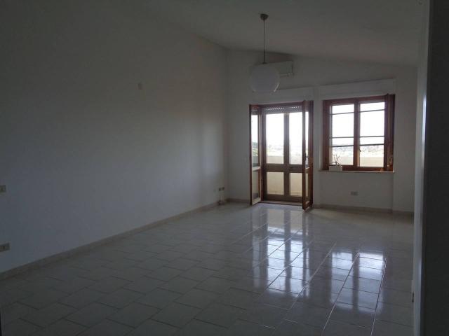 Palazzo in vendita a Carbonia 2, Carbonia