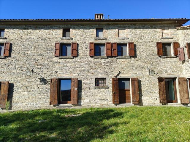 Palazzo in vendita a Riosecco, San Leo Bastia