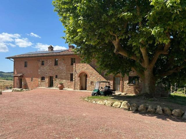 Palazzo in vendita a Fauglia, Toscana
