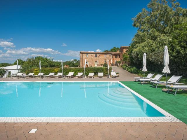 Palazzo in vendita a Foiano Della Chiana, Toscana
