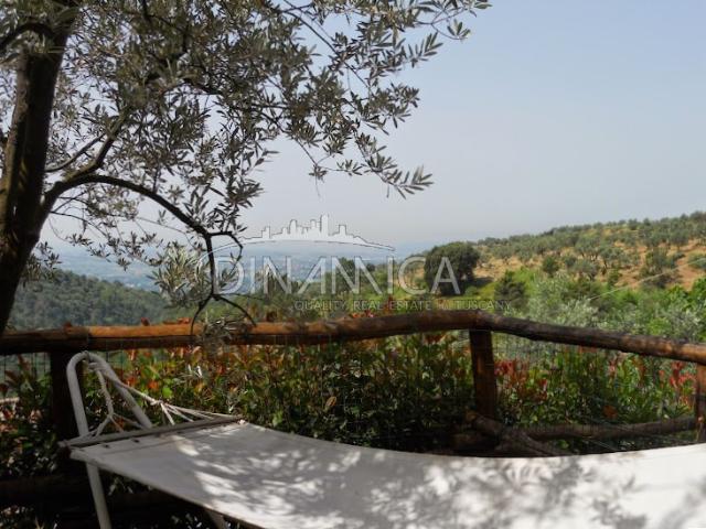Agriturismo in vendita a Lamporecchio