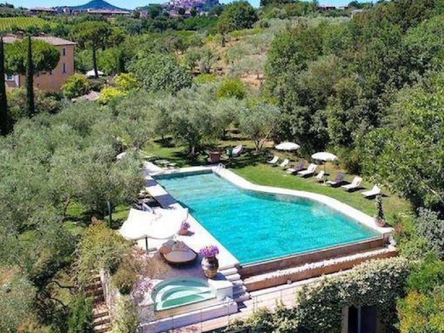 Palazzo in vendita a Abbadia Di Montepulciano, Toscana