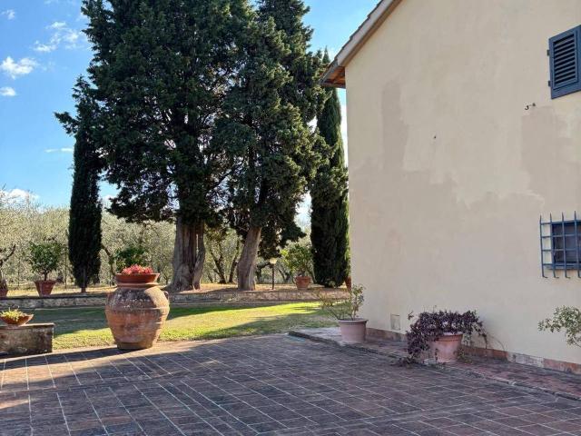 Palazzo in vendita a Unione dei Comuni Circondario dell'Empolese Valdelsa, Montespertoli