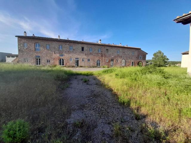 Palazzo in vendita a Bellaria, Pontedera