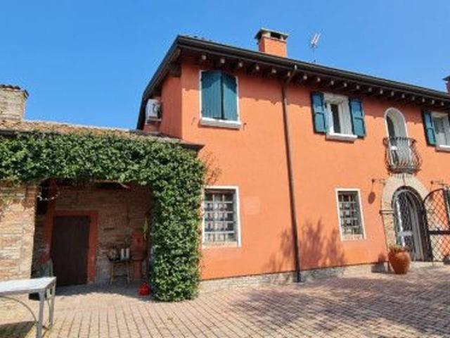 Palazzo in vendita a Unione Comuni Modenesi Area Nord, San Felice Sul Panaro