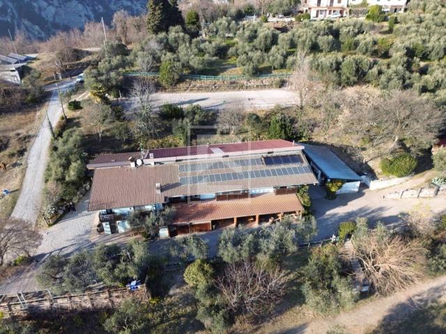Palazzo in vendita a Comunità Montana Parco Alto Garda bresciano, Toscolano Maderno