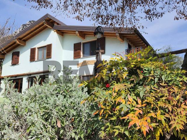 Palazzo in vendita a Comunità Montana Parco Alto Garda bresciano, Toscolano Maderno
