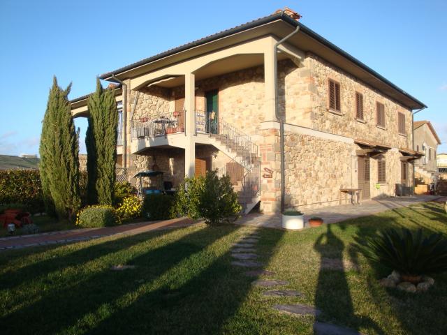 Palazzo in vendita a Larderello, Toscana