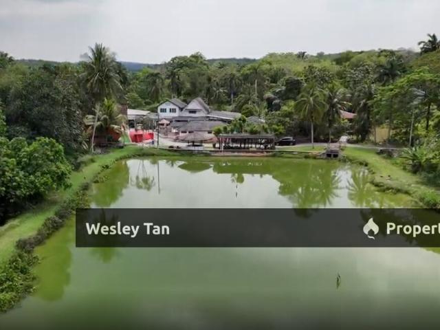 Property for rent in Malaka