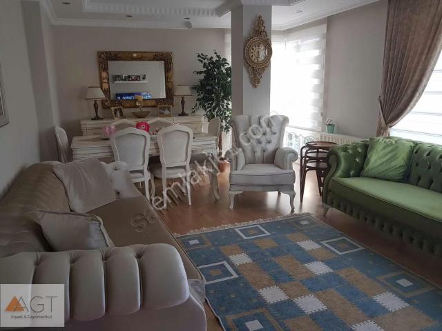 Ümraniye, İstanbul içerisinde satılık mülk