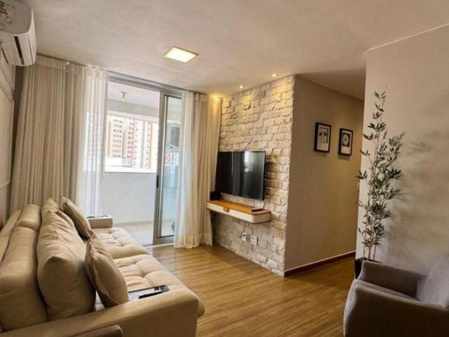 Apartamento venda em Região Geográfica Imediata do Distrito Federal, Região Integrada de Desenvolvimento do Distrito Federal e Entorno