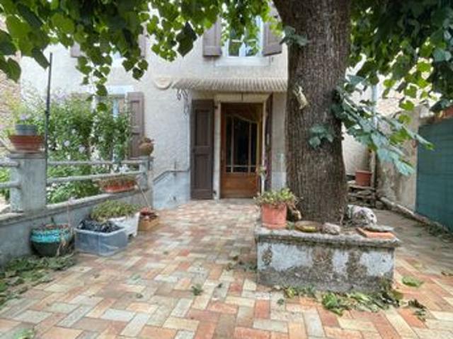 Maison vente à Millau, Aguessac