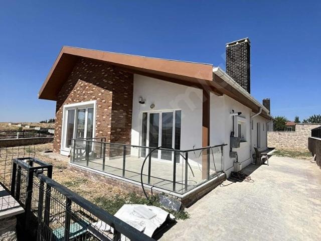 Yeni Bacı, Sincan içerisinde satılık Villa