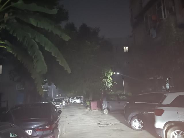 Flat for sale in Delhi
