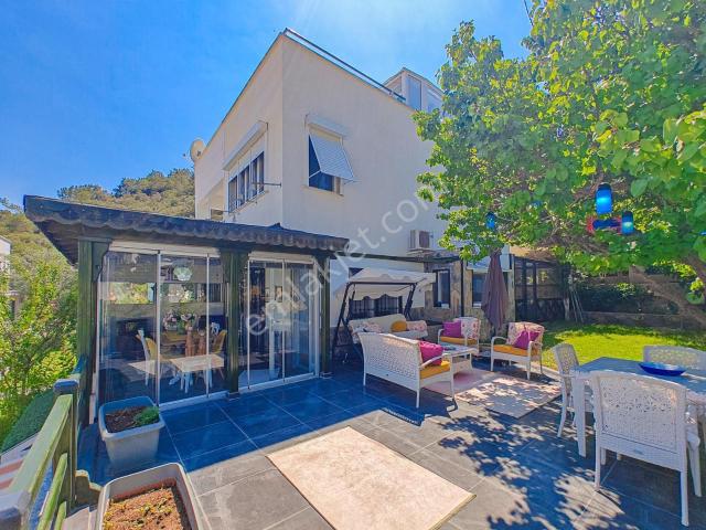 Menderes, İzmir içerisinde satılık Villa