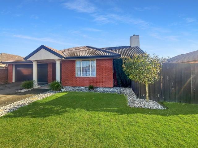 House for rent in Chaslands, Canterbury
