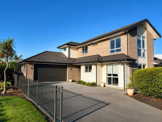 House for rent in Chaslands, Canterbury