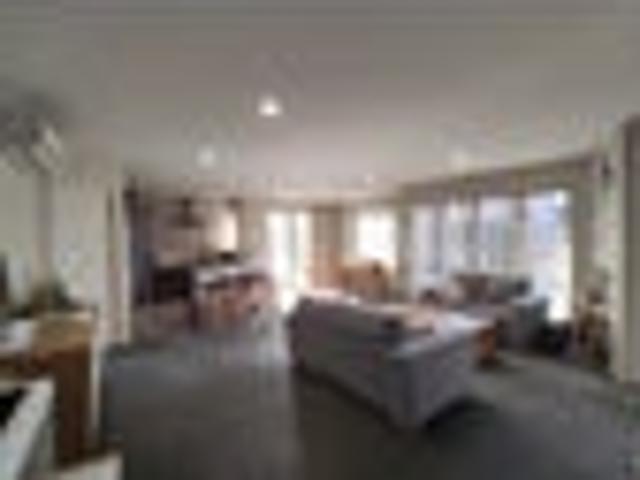 House for rent in Chaslands, Canterbury