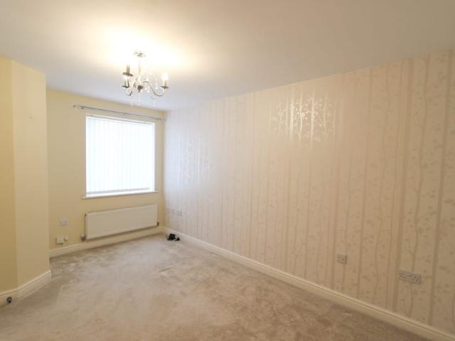 House for rent in Edenthorpe, South Yorkshire