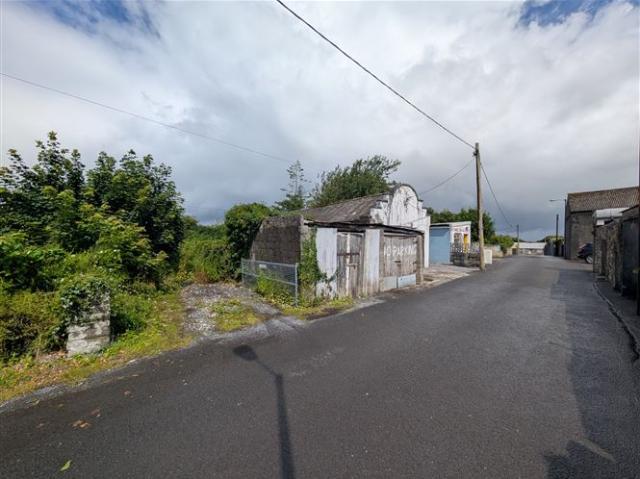 Terraced House for sale in Mayo, Connacht