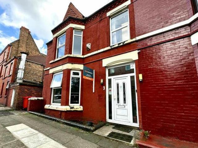 House for sale in Calderstones