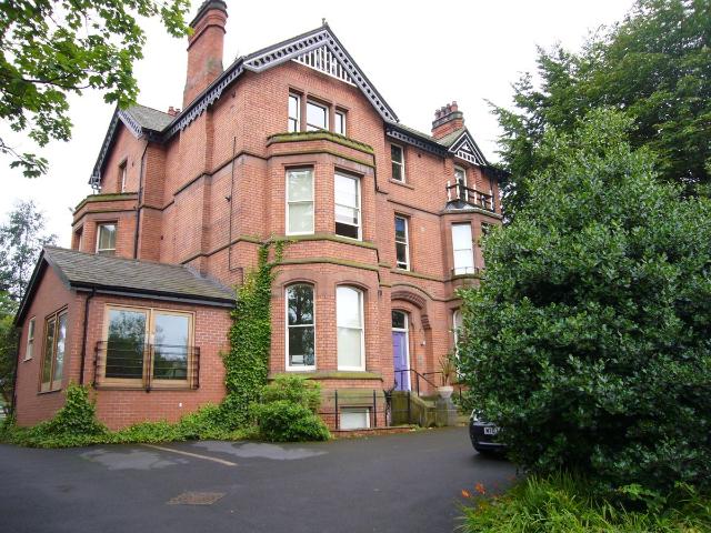 Apartment for rent in Calderstones