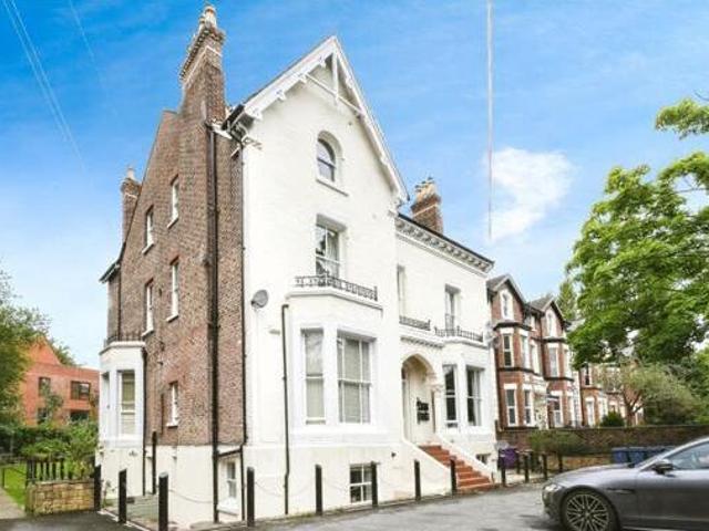 House for sale in Calderstones