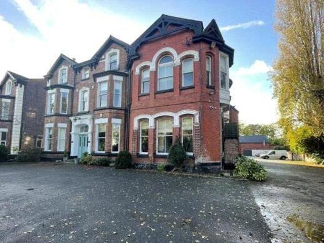 House for sale in Calderstones