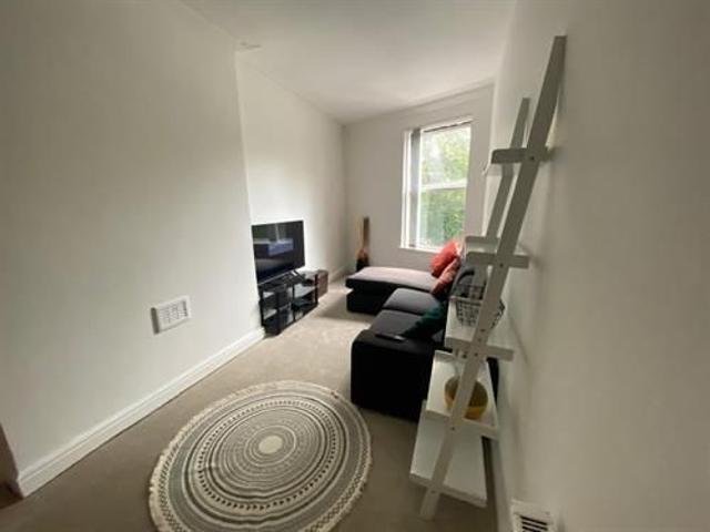 Apartment for rent in Calderstones