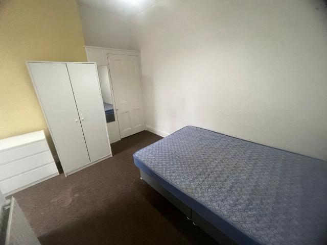 Room for rent in Aigburth, Liverpool