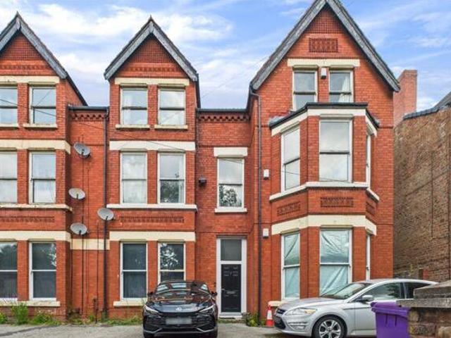 House for sale in Calderstones