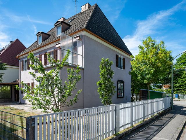 Villa kaufen in Laim, München