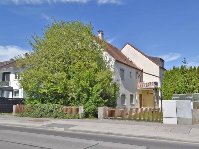 Erdgeschosswohnung kaufen in Attaching, Freising
