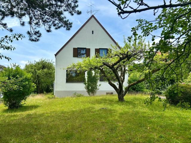 Erdgeschosswohnung kaufen in Starnberg, Bayern