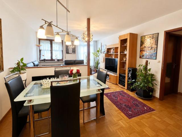 Wohnung kaufen in Am Riesenfeld, München